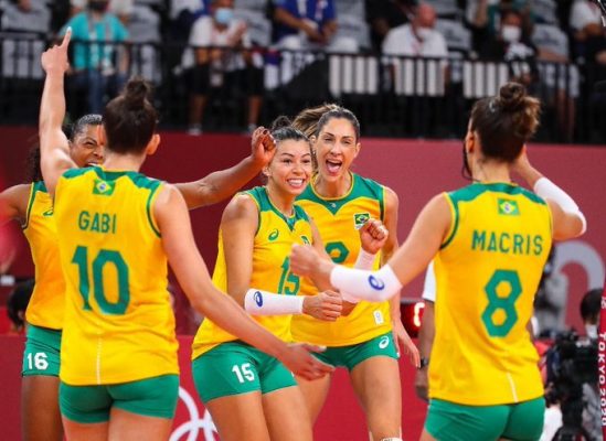 Brasil garante vaga na final do vôlei feminino nas Olímpiadas
