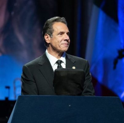 Governador de Nova York renuncia após denúncias de assédio sexual