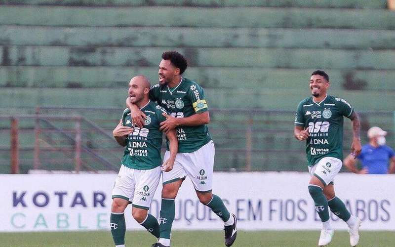 Ex-Cruzeiro decide, Guarani vence CSA e se aproxima do G4 na Série B