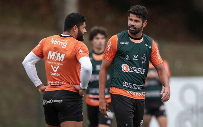 Hulk e Diego Costa juntos? Escale o seu Atlético ideal!