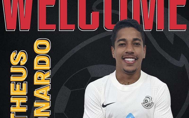 América lucra? Matheusinho muda de clube no futebol internacional