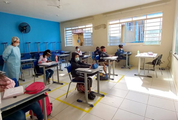 Retorno 100% integral das aulas da rede municipal em Monlevade já tem data marcada; confira