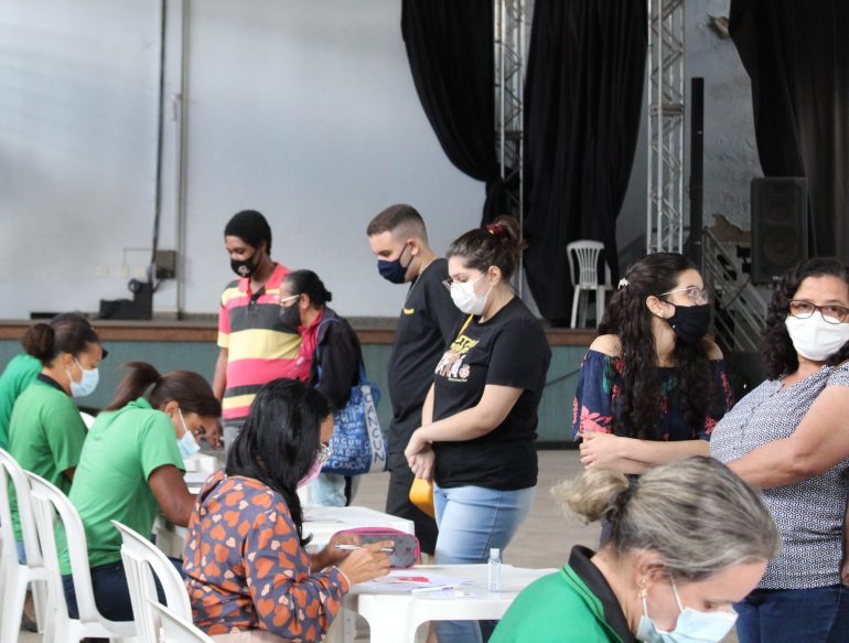 Vacinação contra coronavírus será retomada hoje em Monlevade