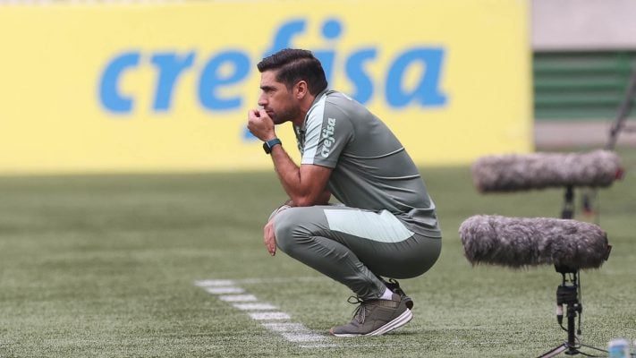 Palmeiras e Athletico-PR decidem vaga na Libertadores; saiba onde assistir