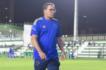 Cruzeiro anuncia saída de Luxemburgo e comissão técnica