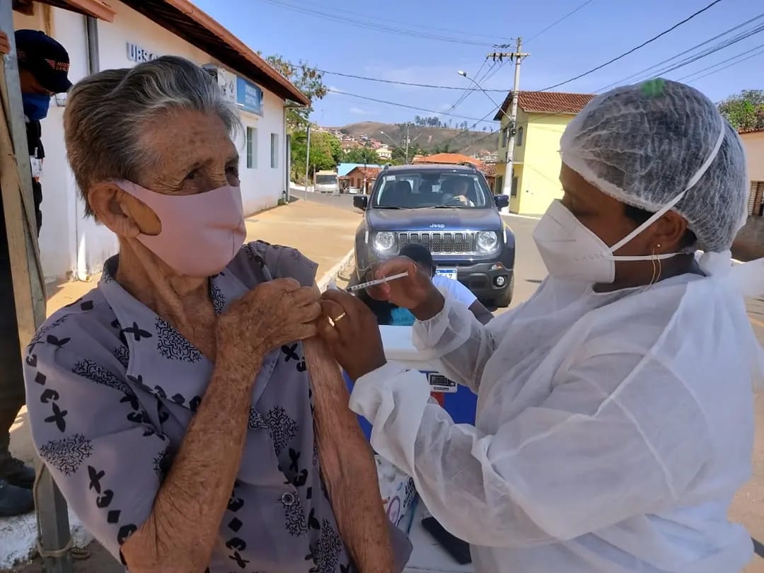 Confira o cronograma de vacinação nos distritos de Conceição do Mato Dentro