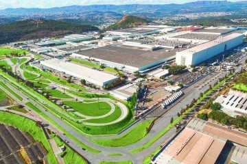 Trabalhadores de fábrica da Fiat em Betim aprovam acordo de suspensão temporária do contrato de trabalho