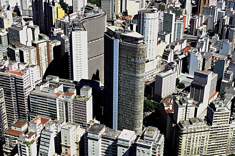 IGP-M cai 0,64% em setembro, mas acumula alta de 24,86% em 12 meses