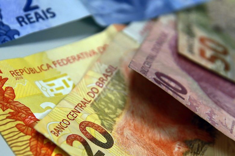 Trabalhadores nascidos em julho podem sacar auxílio emergencial