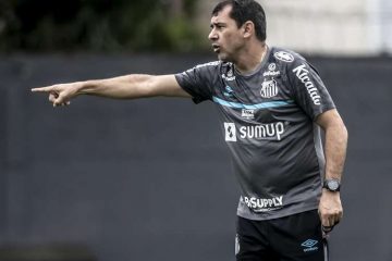 Após folga, Santos tenta acabar com jejum de vitórias e de gols