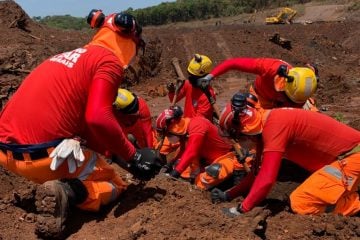 Bombeiros de Minas encontram mais uma vítima de Brumadinho