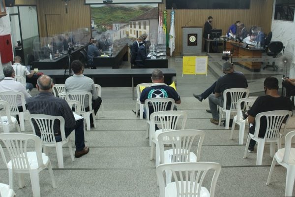 Hospitais e maternidades em Itabira terão que oferecer cursos de primeiros socorros em bebês