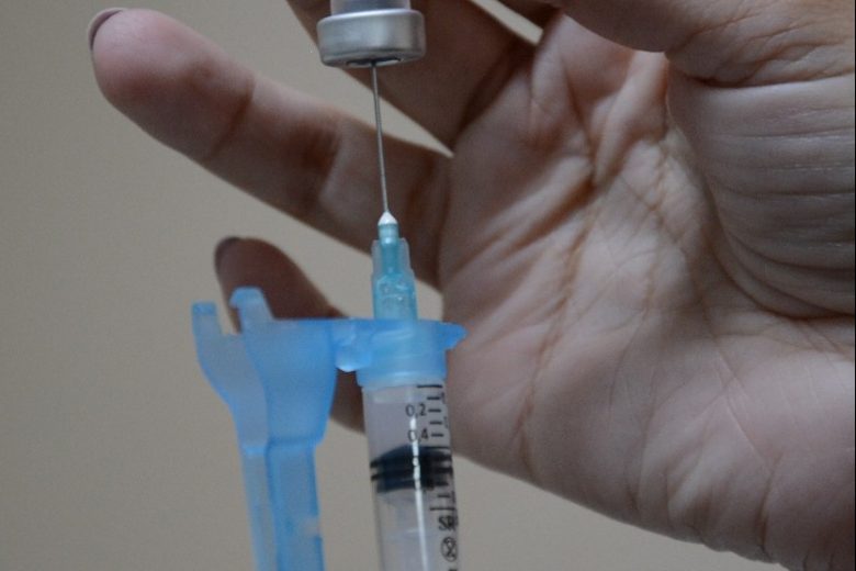 Covid: Monlevade estende terceira dose a todos os trabalhadores e profissionais de saúde