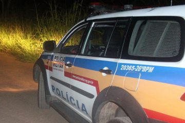 Grupo rende vigilantes e resgata cavalos no curral do conselho