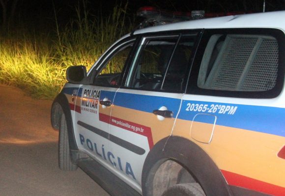 grupo-rende-vigilantes-e-resgata-cavalos-no-curral-do-conselho