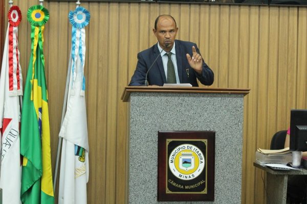 Tãozino Leite cobra, novamente, a construção do restaurante popular em Itabira