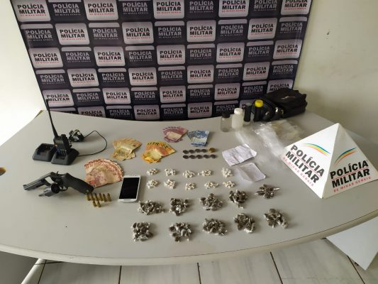 policia-apreende-arma-e-drogas-no-major-lage-de-baixo