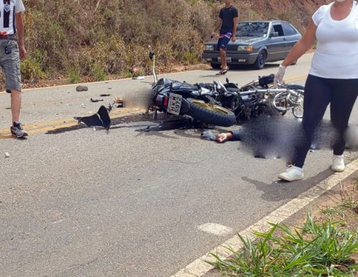 casais-morrem-em-colisao-frontal-envolvendo-motocicletas