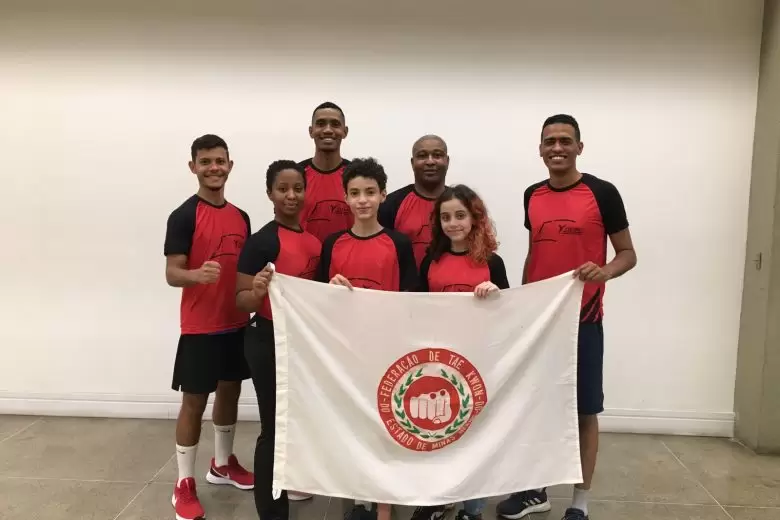 Itabiranos viajam ao Rio de Janeiro para disputar campeonato nacional de Taekwondo