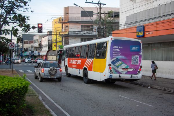 ônibus Ipatinga