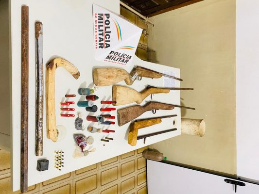 pm-apreende-armas-no-povoado-de-barro-branco-em-ferros