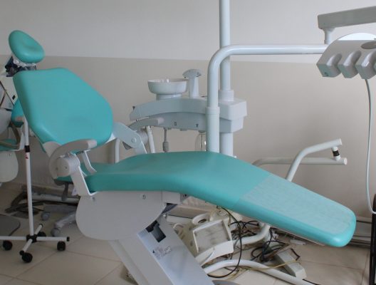 Após cobrança na Câmara, quatro postos de saúde retomam atendimento odontológico de urgência e emergência em Monlevade