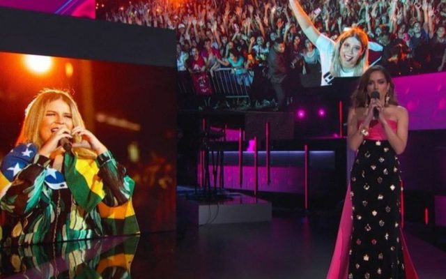 Grammy Latino 2021: Anitta homenageia Marília Mendonça