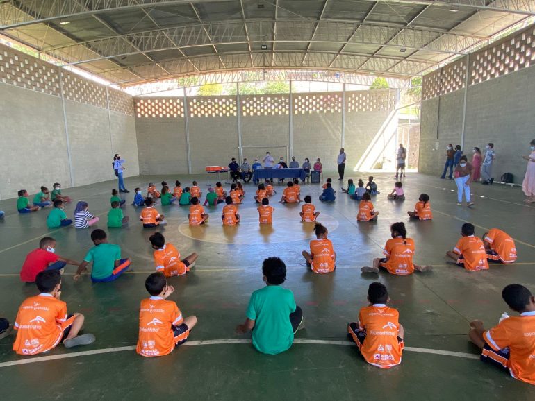 Projeto na Escola Municipal Cicinha Moura leva esporte e bem estar para os alunos