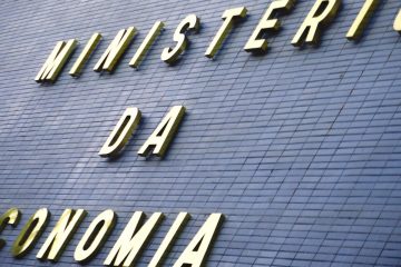 Guedes nomeia Daniella Marques como nova secretária especial