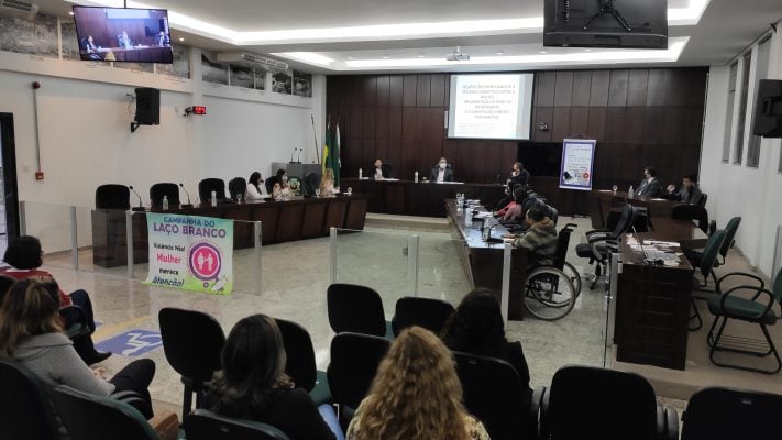 Câmara de Monlevade e Associação Mulheres em Ação promovem Fórum para discutir Violência contra mulher