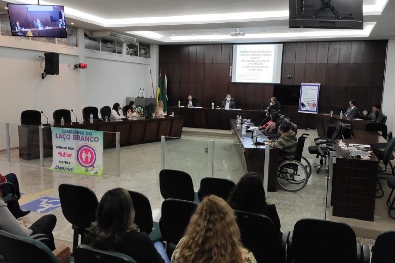 Câmara de Monlevade e Associação Mulheres em Ação promovem Fórum para discutir Violência contra mulher