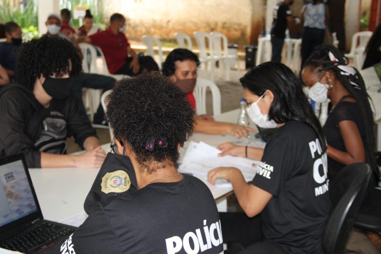 Itabira: entrega de carteiras de identidade emitidas em mutirão é prorrogada