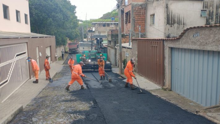 A pavimentação asfástica era aguardada com ansiedade pelos moradores por se tratar de uma importante via de ligação entre os bairros