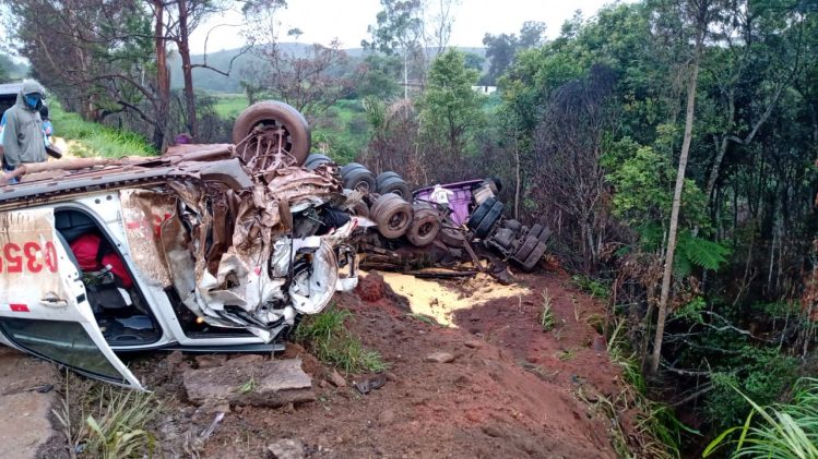 Acidente grave deixa um morto e interdita BR-381, em São Gonçalo