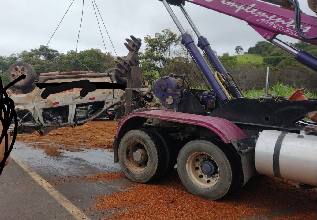 Trânsito é liberado após acidente com morte na BR-381