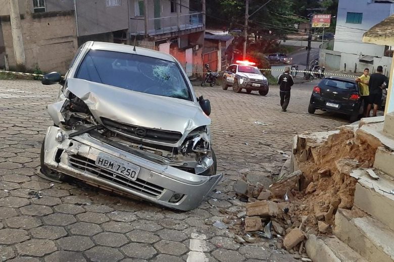 Acidente grave deixa duas pessoas feridas na Vila Piedade, em Itabira