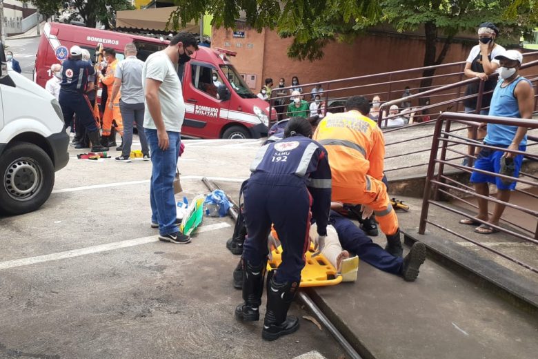 Acidente com vítimas mobiliza Bombeiros e Samu em Itabira