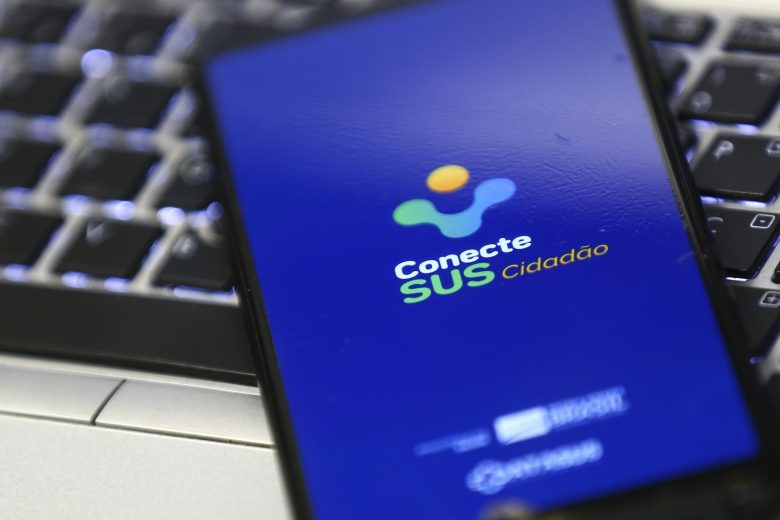 Conecte SUS volta a exibir dados de vacinação da Covid-19