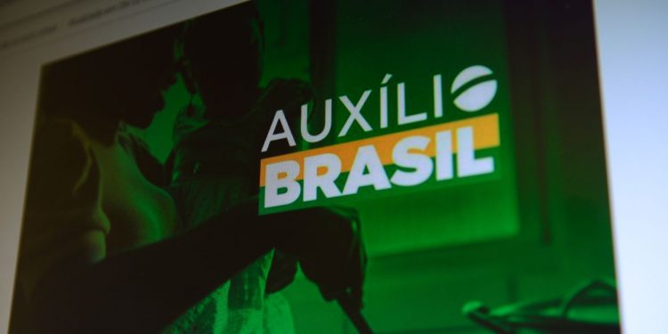 Auxílio Brasil