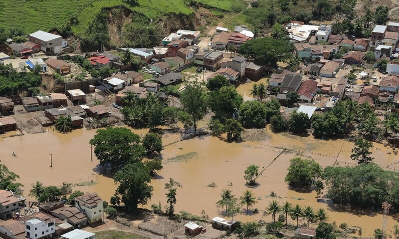 Chuvas fortes voltam a causar estragos e inundações na Bahia