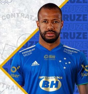 Cruzeiro anuncia chegadas do goleiro Jailson, ex-Palmeiras, e do zagueiro Sidnei