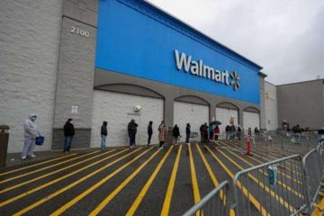 Mulher receberá R$ 50 milhões após pisar em prego dentro de supermercado