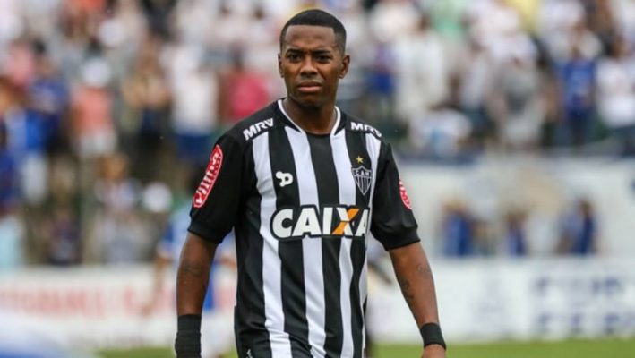 Relator vota para que Robinho cumpra pena por estupro no Brasil