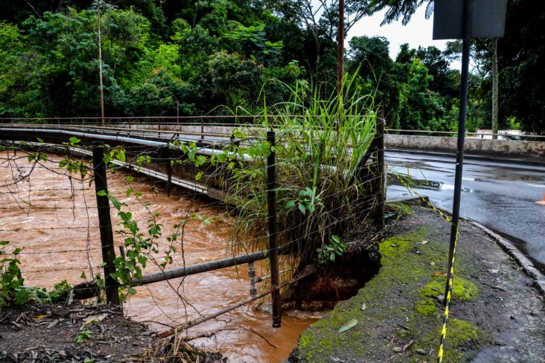 Atenção: ponte do bairro Beira Rio está interditada em Monlevade; veja rotas alternativas