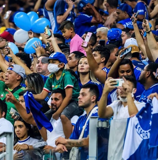 Em sua estreia no Campeonato Mineiro, Cruzeiro supera a URT por 3 a 0; veja os gols