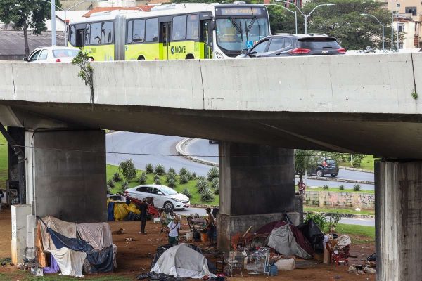 Administrador de empresas demitido vai morar em abrigo público