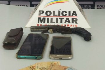 PM detém dupla com garrucha no bairro Fênix