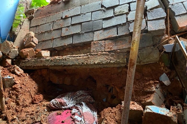 Mulher morre após desabamento de casa em Belo Horizonte