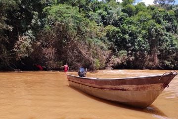 Prefeitura de São Gonçalo dá início ao desassoreamento do rio Santa Bárbara