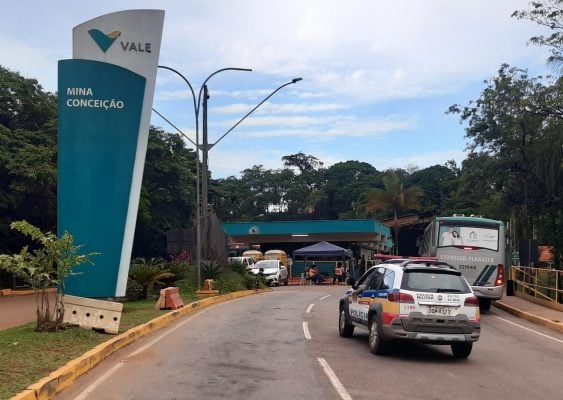 motocicleta-e-furtada-na-portaria-da-mina-conceicao-em-itabira